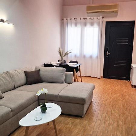 Pg Luxury Apartment Kavala Exterior photo